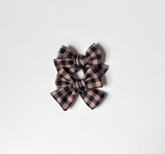 Brown gingham large piggies