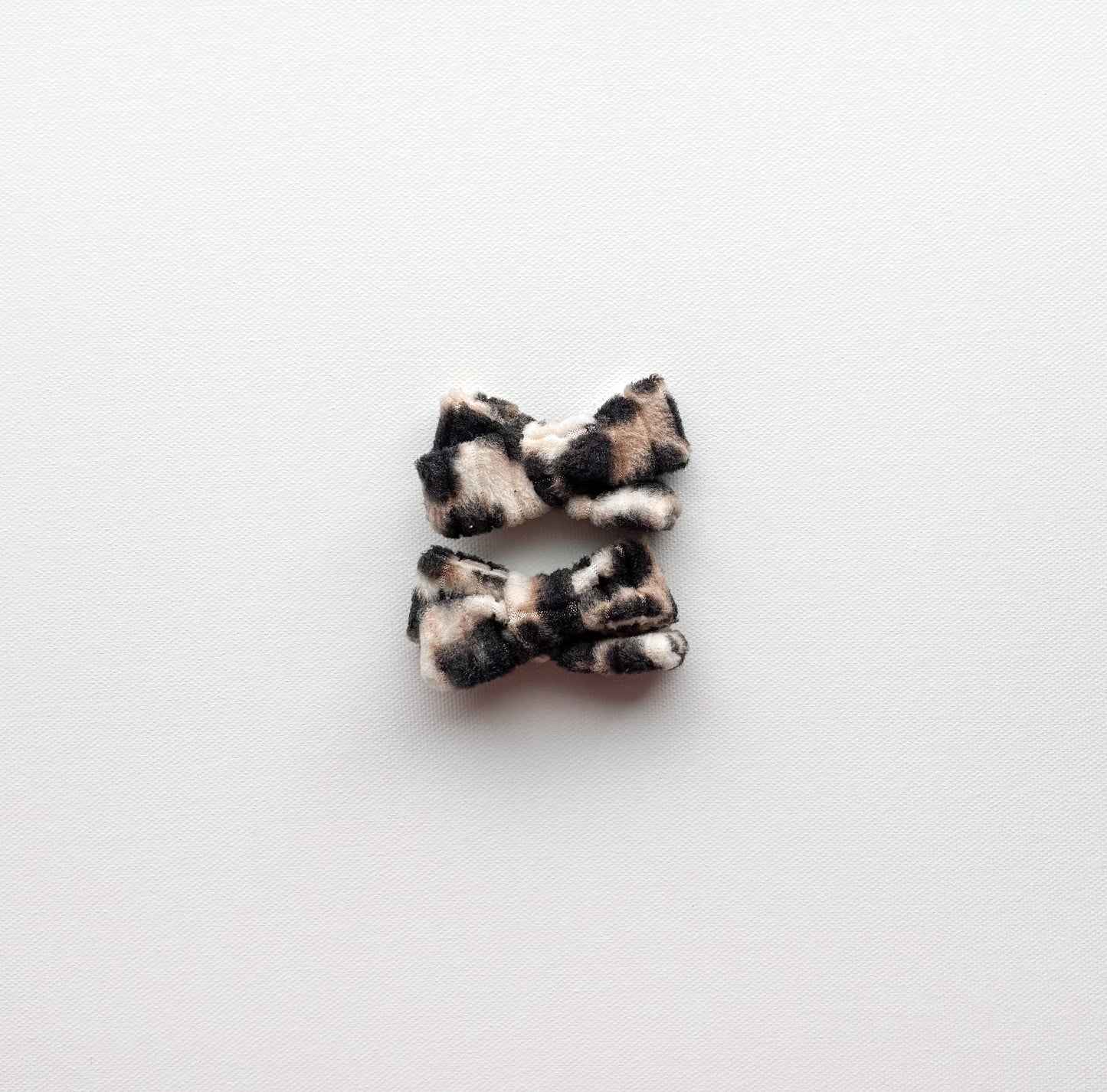 Fuzzy leopard mini piggies