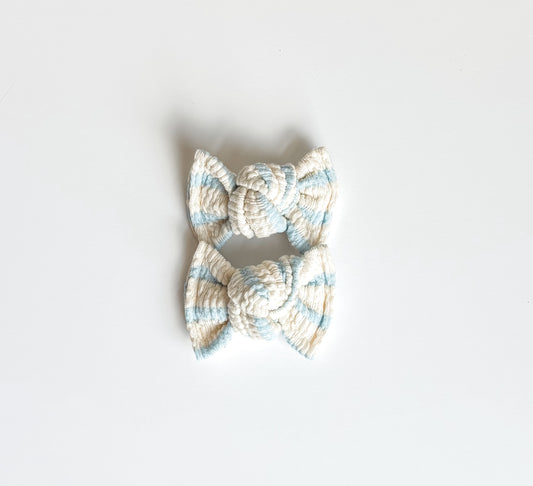 Light blue stripe clips