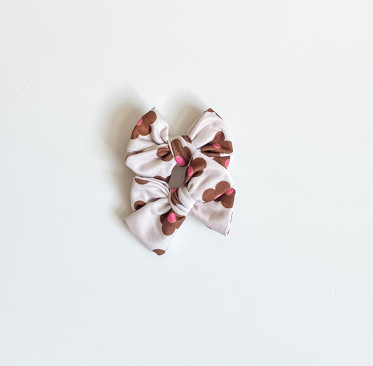Brown daisy piggies